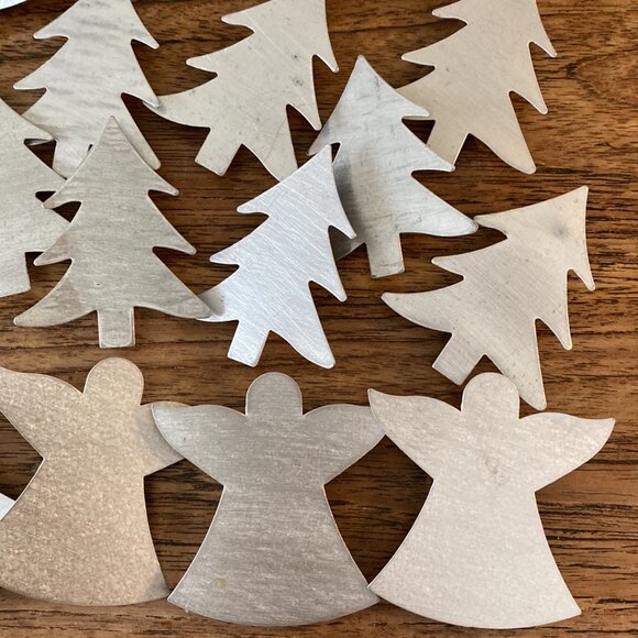 20 Silver Colored Holiday Metal Cutouts for your Holiday Project - Picture 6 of 13